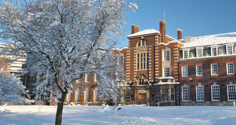 University of Hull - Academic Advisor