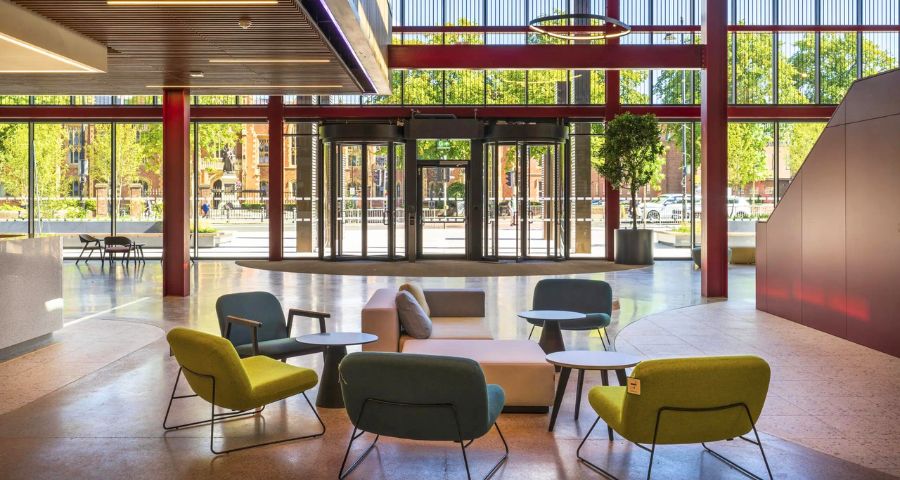 Queen’s University Belfast - Academic Advisor