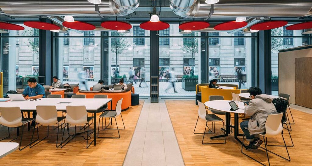 The London School of Economics (LSE) - Academic Advisor