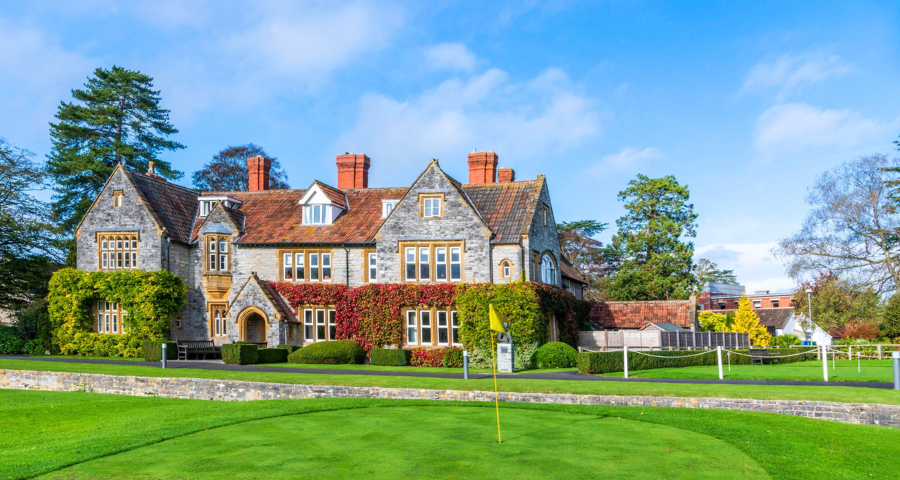 Millfield English Language Holiday Courses - Academic Advisor