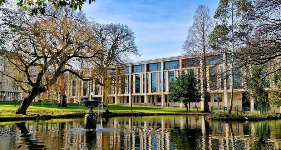 University of Roehampton - Academic Advisor