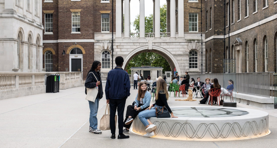 King’s College London - Academic Advisor