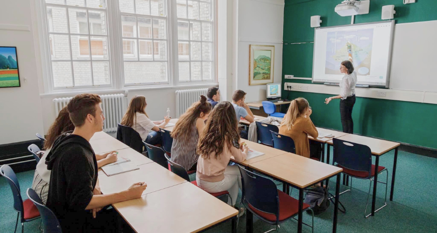 David Game College London - Academic Advisor